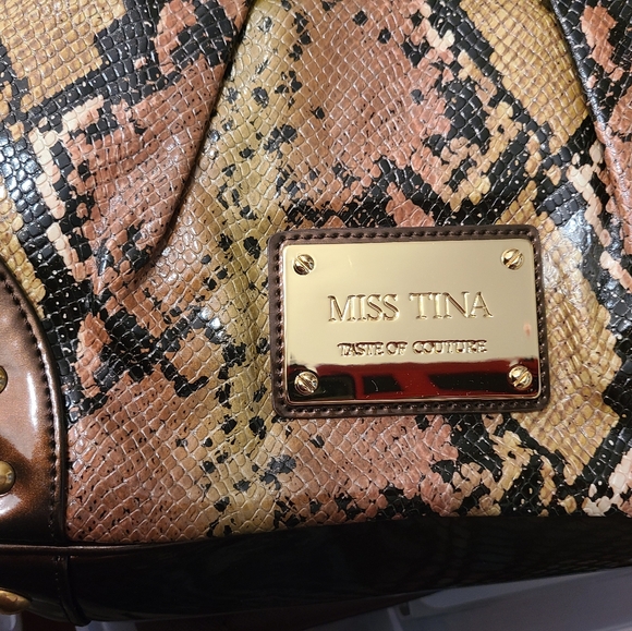 Purse - Picture 5 of 9